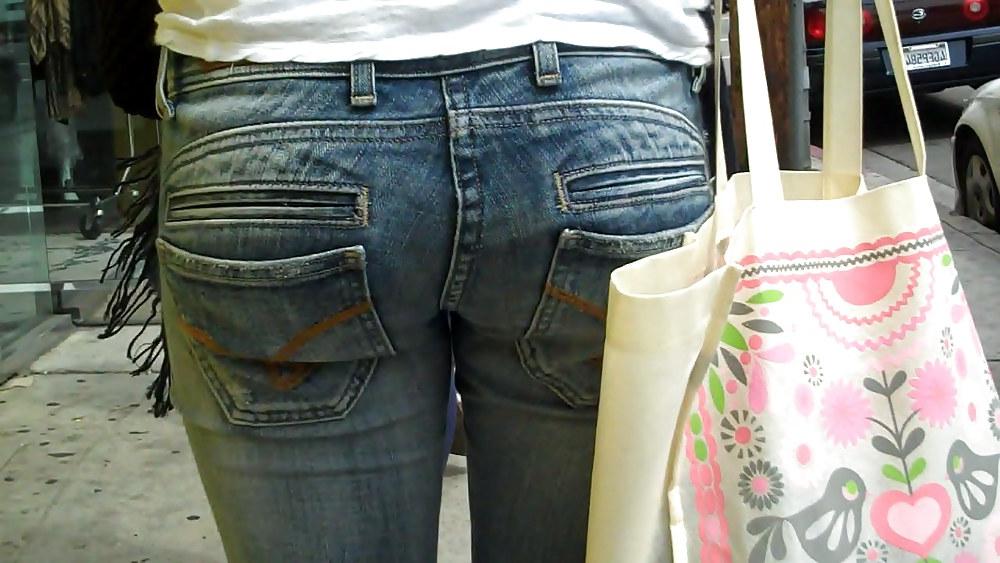 25P Butts ass & rear ends in tight blue jeans