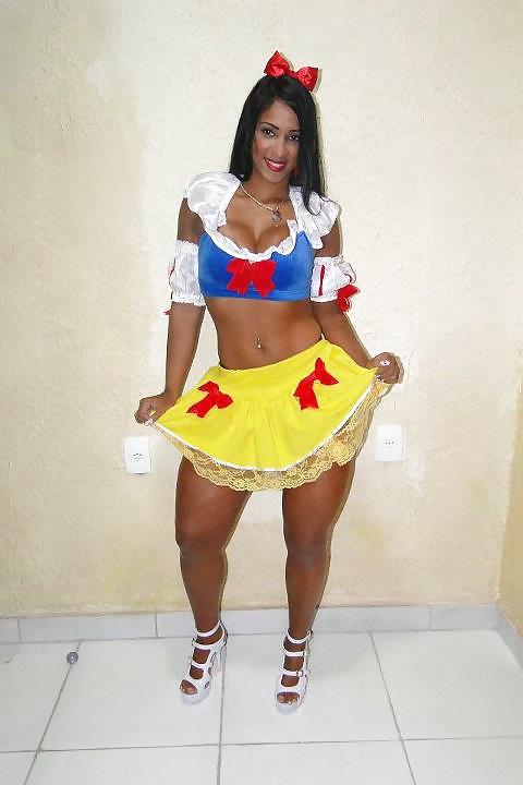 25P Beauty Has No Color 27 - Halloween Edition