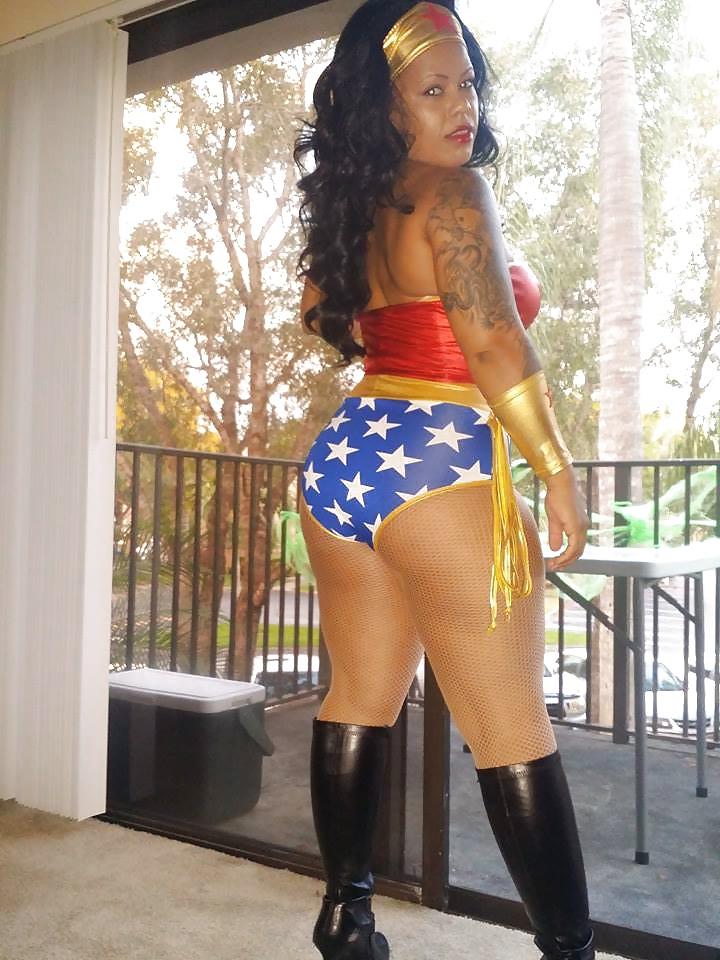 25P Beauty Has No Color 27 - Halloween Edition
