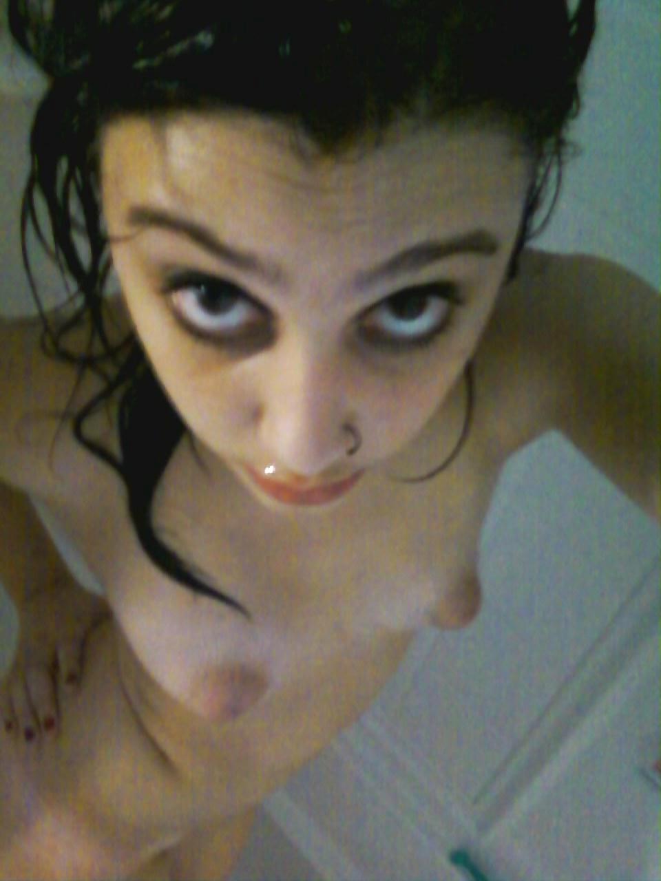 24P Sexy Little Teen Puffy Nipple Selfshots