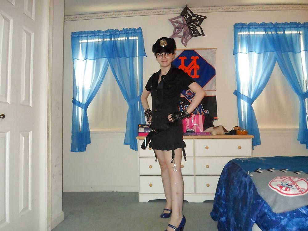 6P Police cosplay