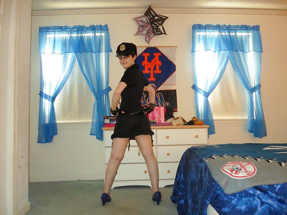 6P Police cosplay