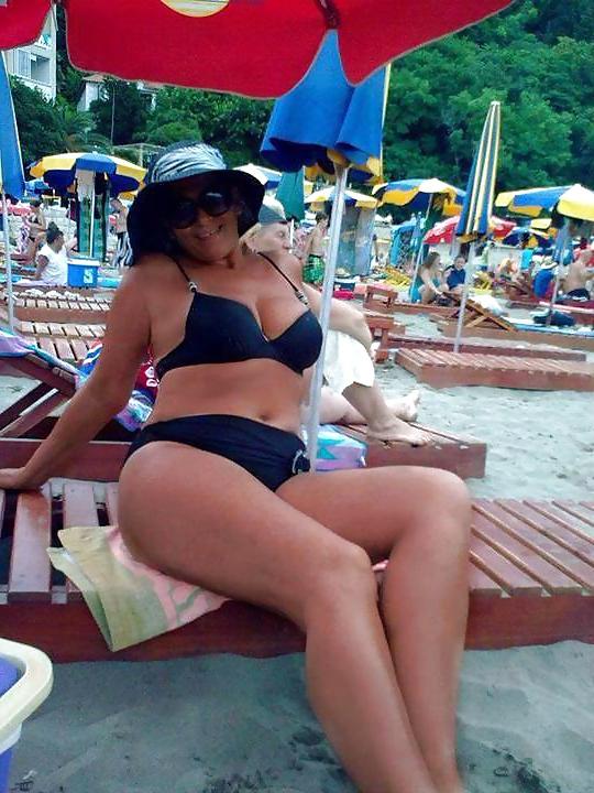 25P Serbian Milfs IV