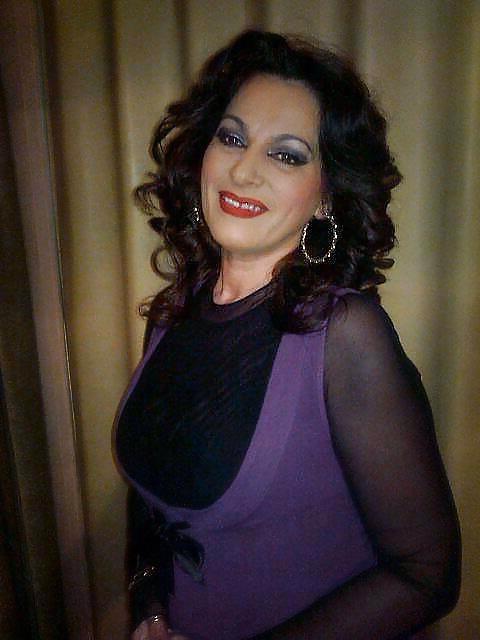 25P Serbian Milfs IV