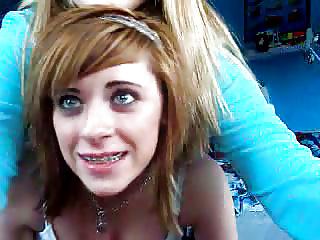 25P Cute & Busty Teen Readhead