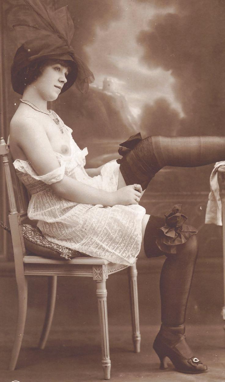 20P Vintage Erotica for your Dirty Comments