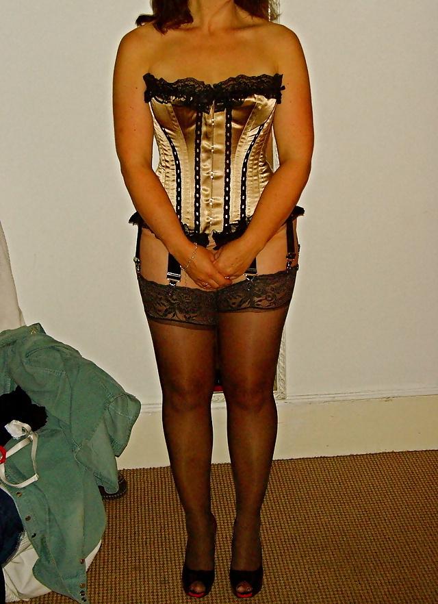 7P Gold Corset
