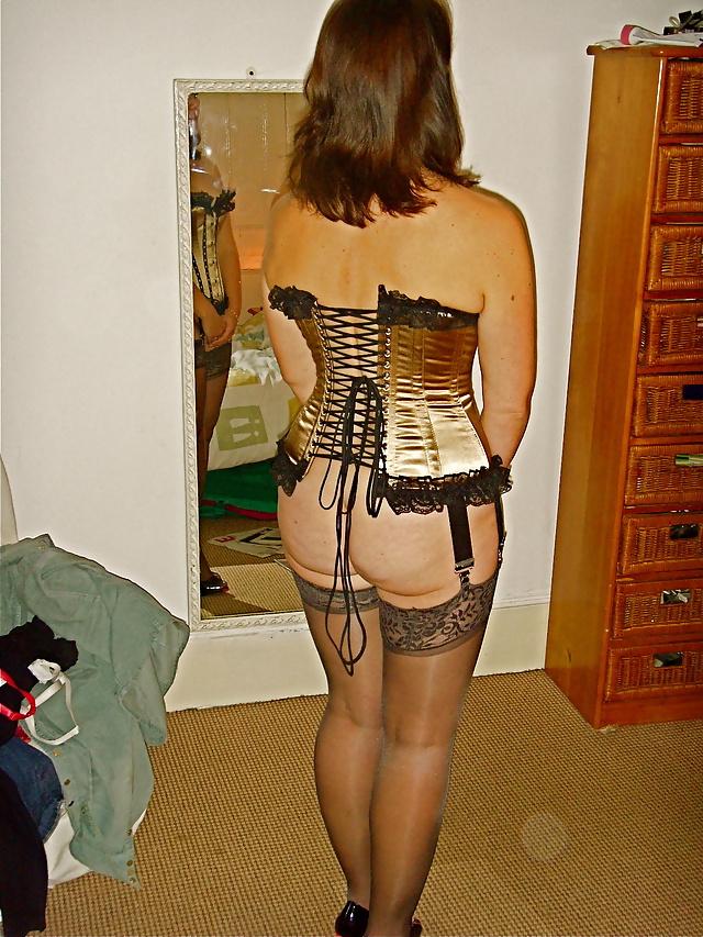 7P Gold Corset