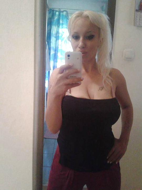 25P Serbian Milfs II
