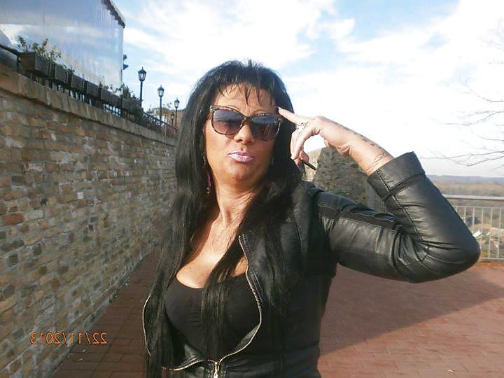 25P Serbian Milfs II