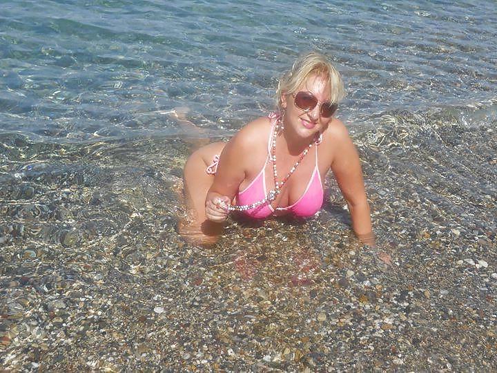 25P Serbian Milfs II