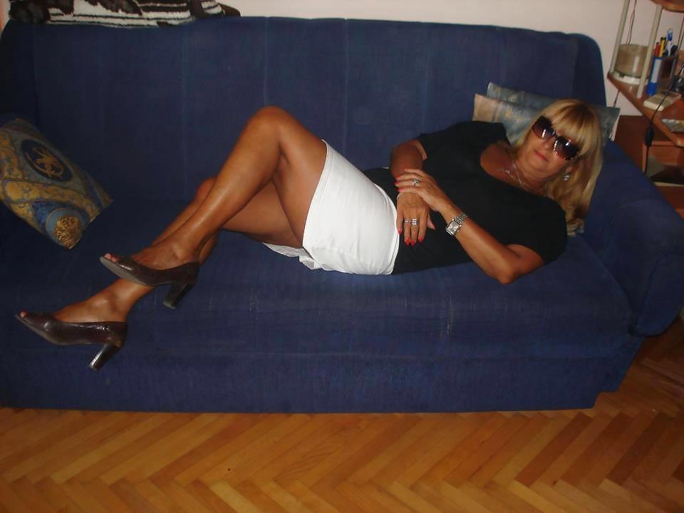 25P Serbian Milfs I