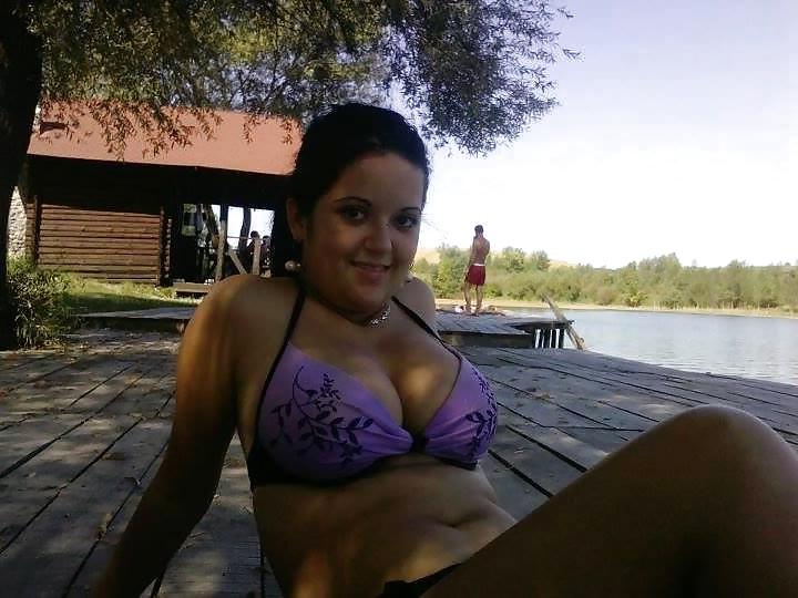 25P Serbian Milfs I