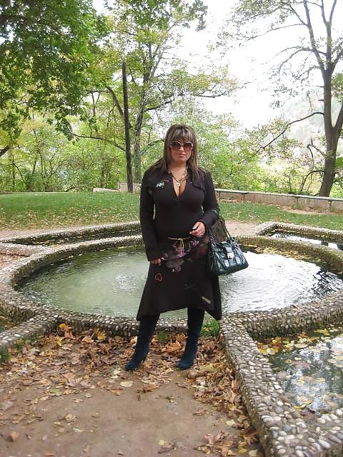 25P Serbian Milfs I