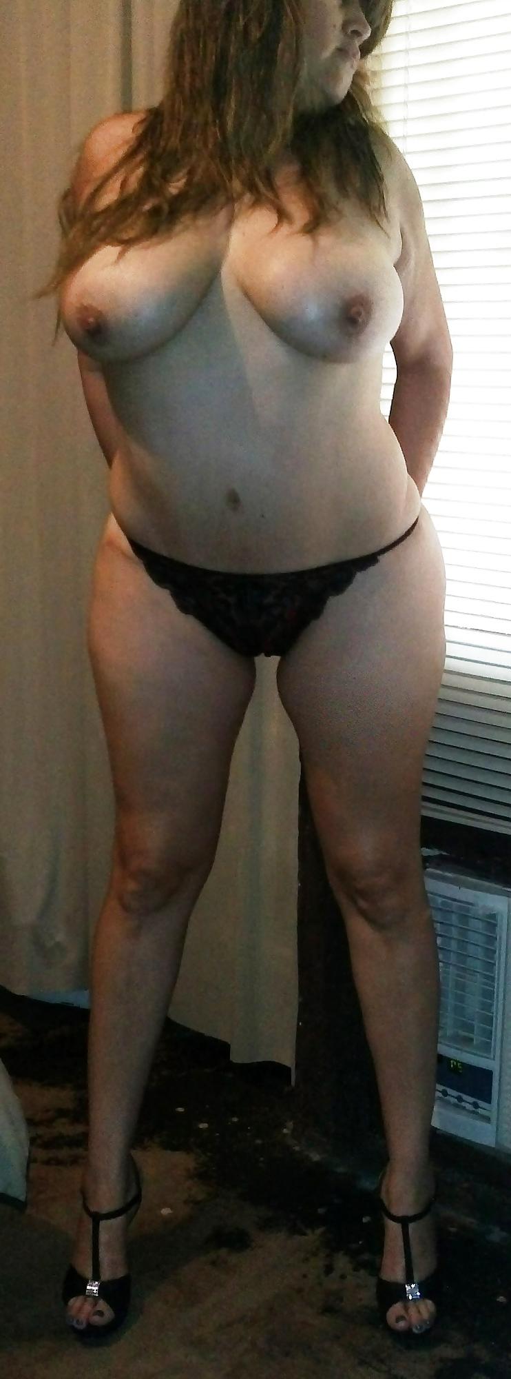 17P Latina cougar with body