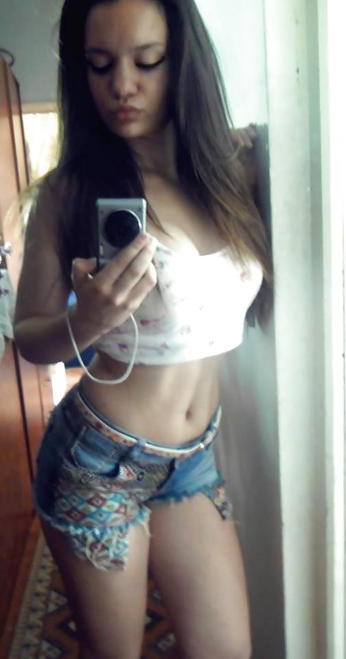 25P Andjela - Serbian slut