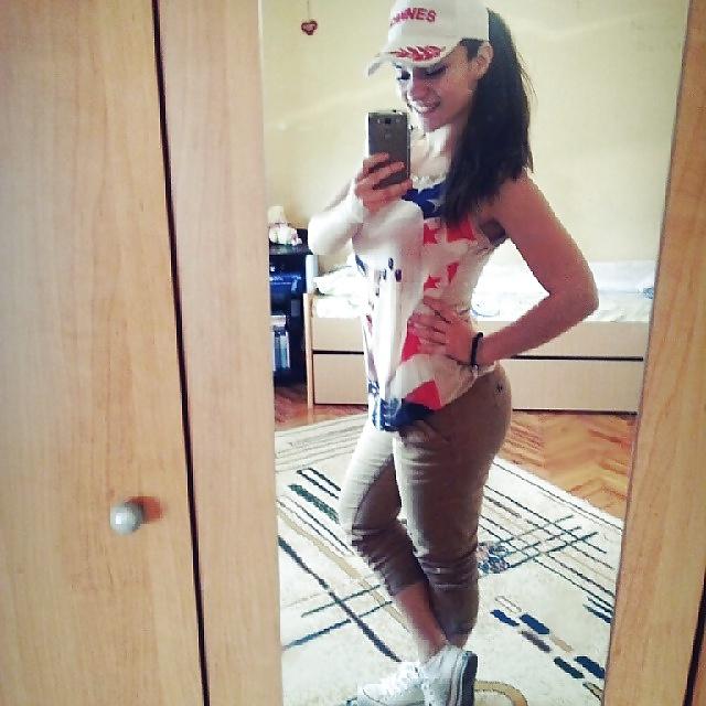 25P Andjela - Serbian slut