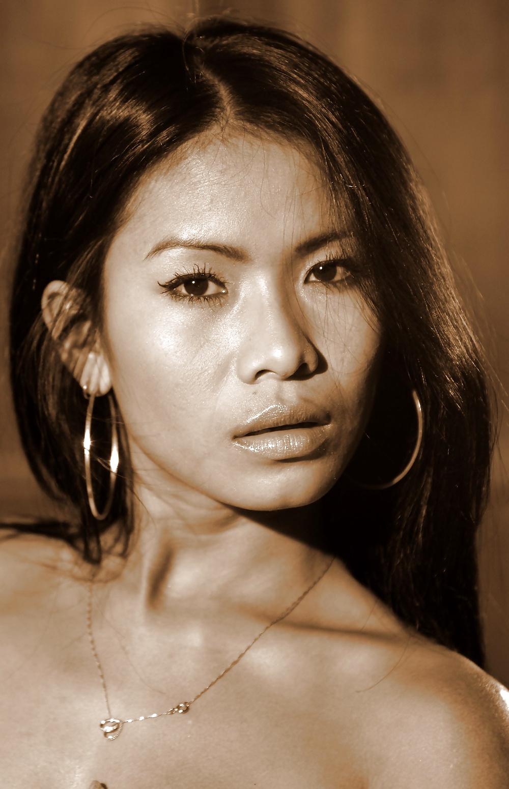 25P Skinny Thai Beauty