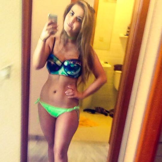 23P Swimwear bikini amateur