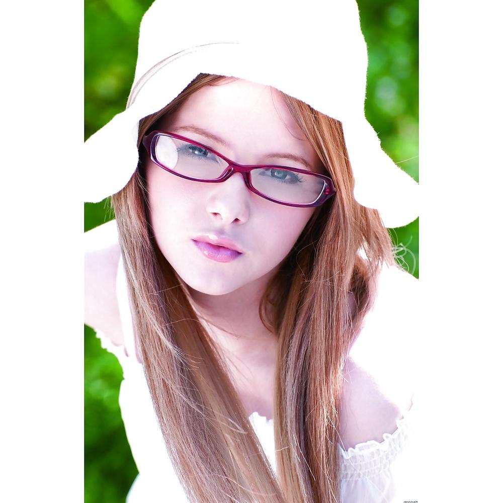 10P Cute little russian gravure starlet