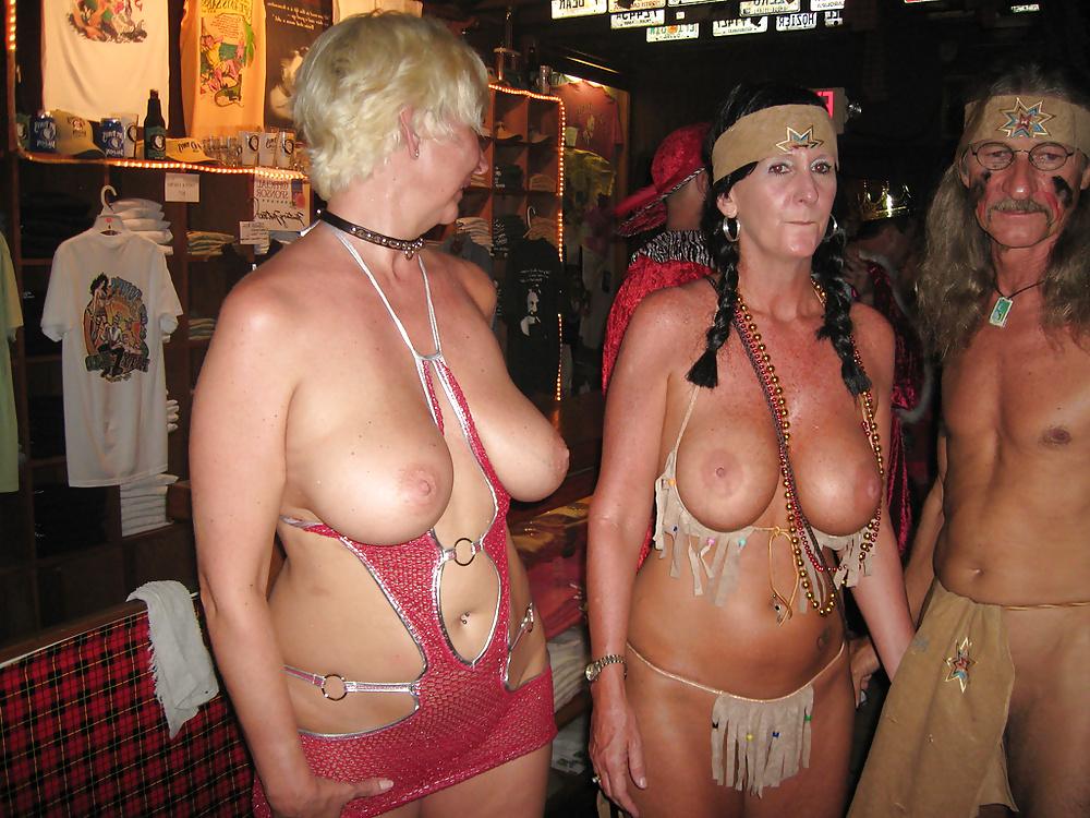 25P Halloween 2014 - Girls In And Out Of Costumes