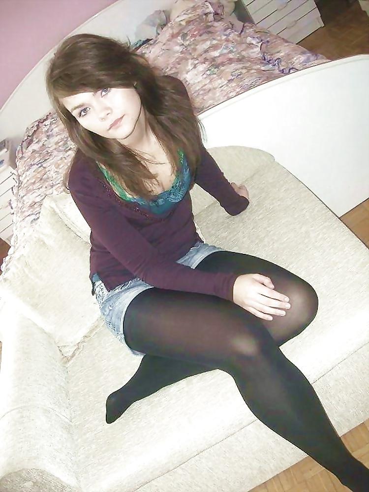 25P Pantyhose pics