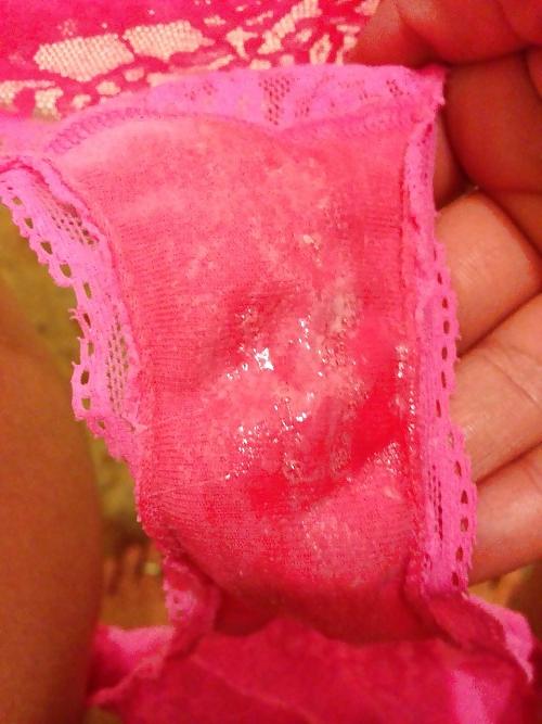 25P Dirty Underwear & Wet Pussy