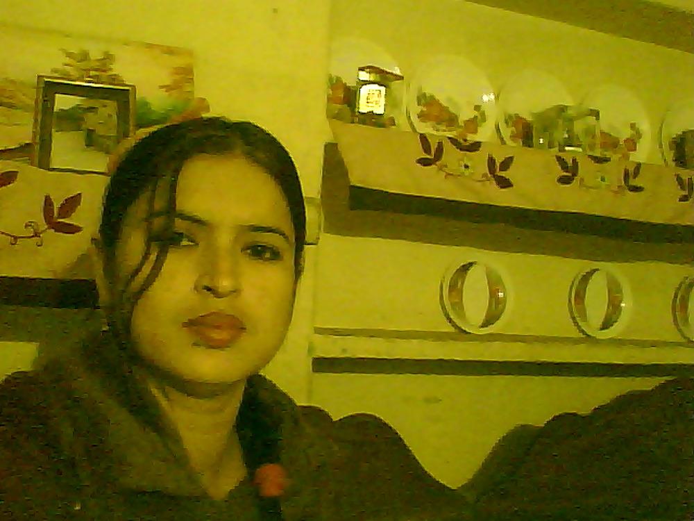 6P NAZIA  PAKISTANI  