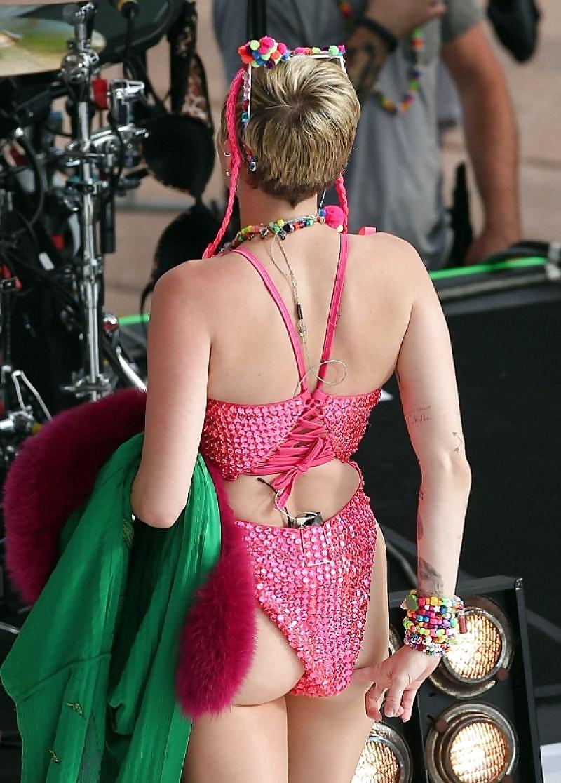 13P Miley Cyrus - Dirty Whore for a good Fuck