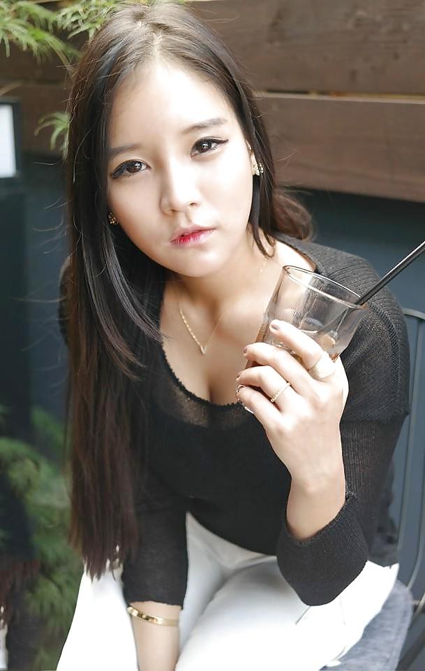 25P Korean whores are just fuckholes for white dick