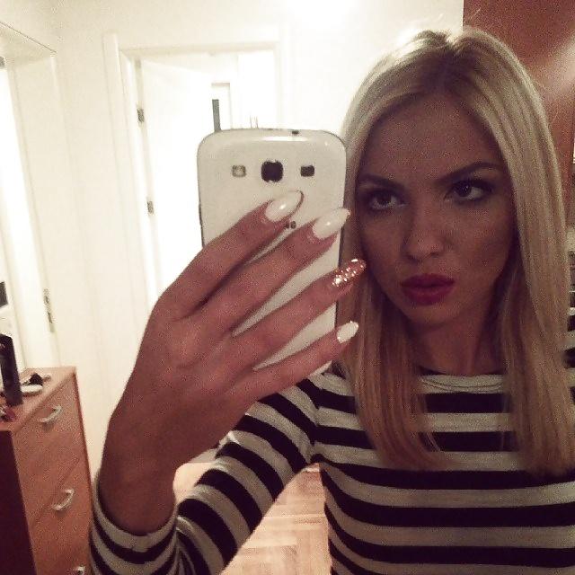 25P Beautiful serbian girls