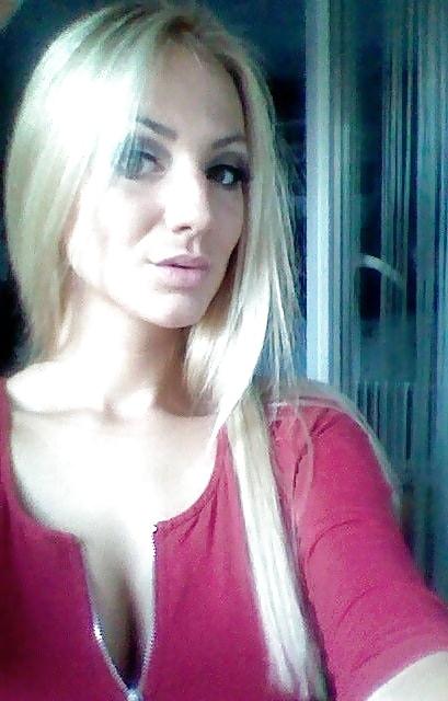 25P Beautiful serbian girls