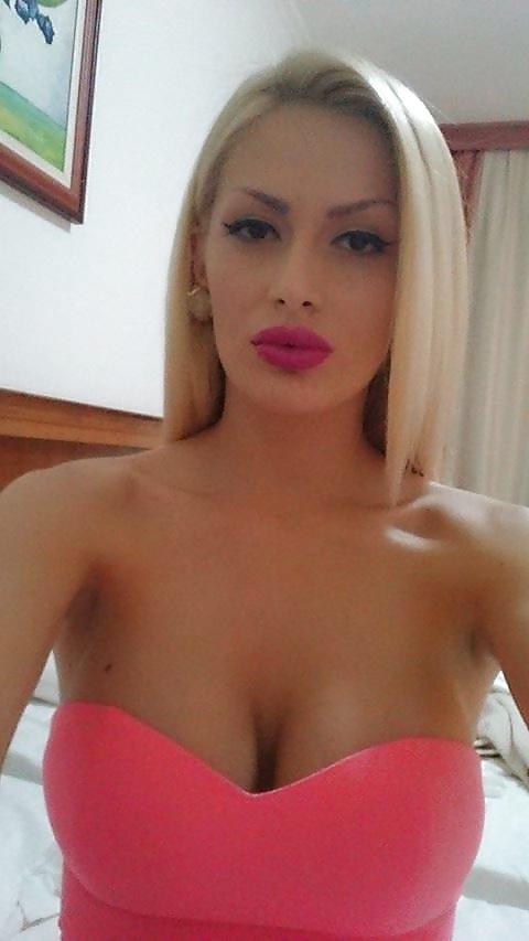 25P Beautiful serbian girls