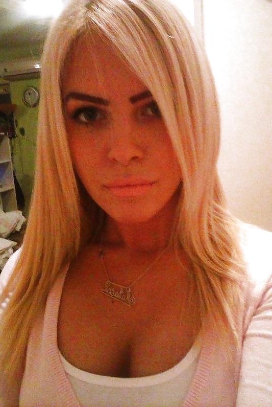 25P Beautiful serbian girls