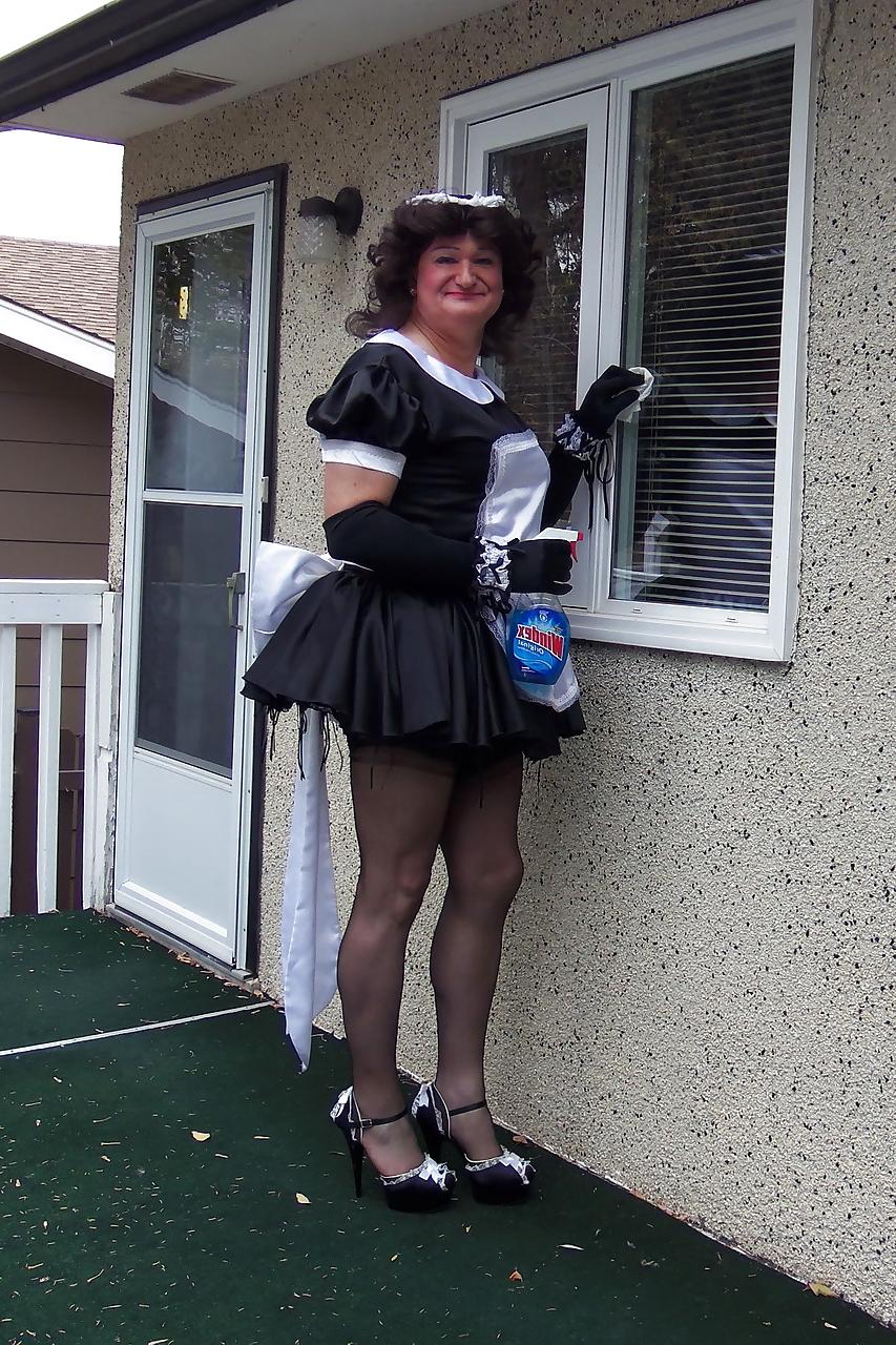 25P Barbee the French Maid