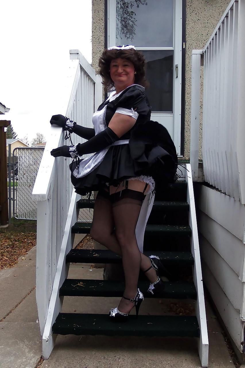 25P Barbee the French Maid