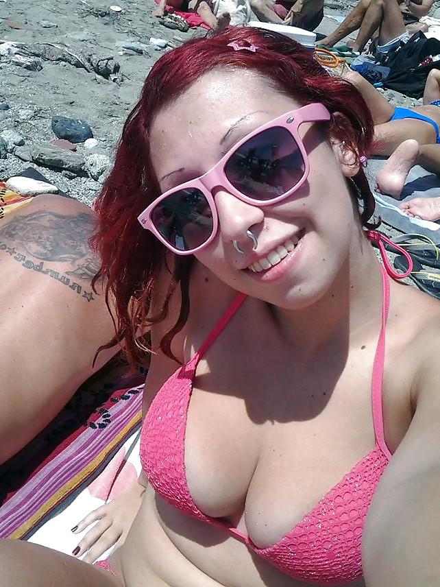 24P Dirty whore - sale pute moche a cheveux rouge