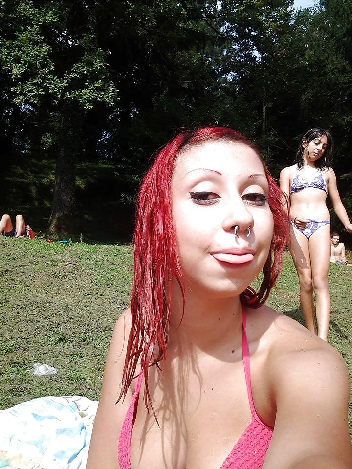 24P Dirty whore - sale pute moche a cheveux rouge