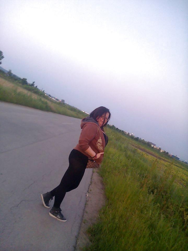 12P Serbian Mom Marija 36 Years Old