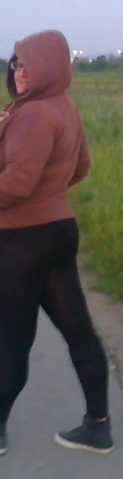 12P Serbian Mom Marija 36 Years Old