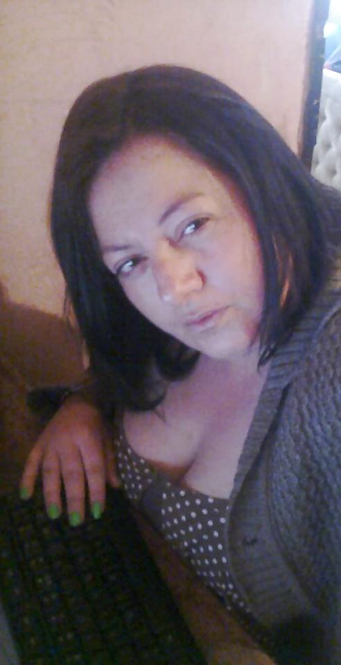12P Serbian Mom Marija 36 Years Old