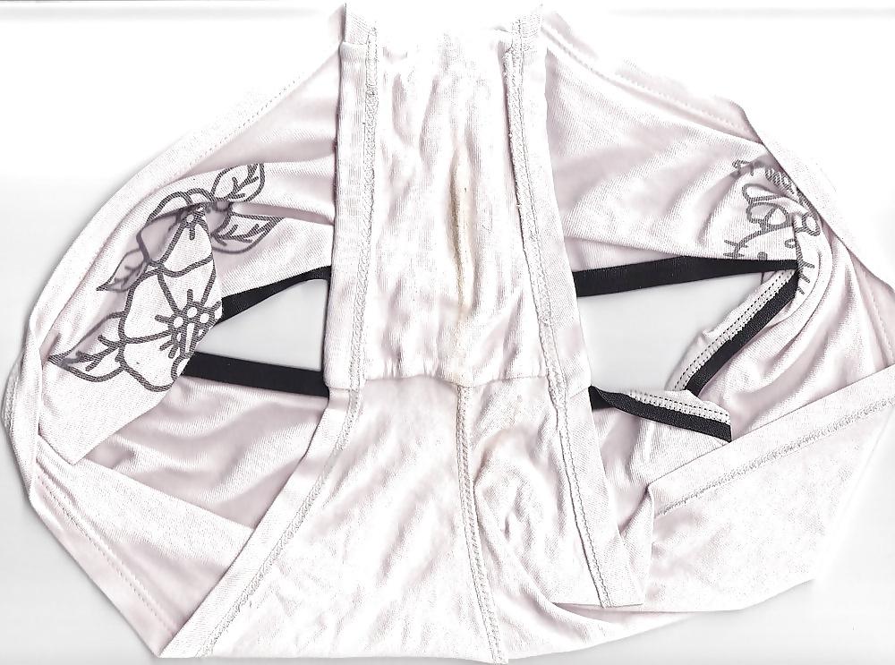 25P Love Dirty Panties & Shoes