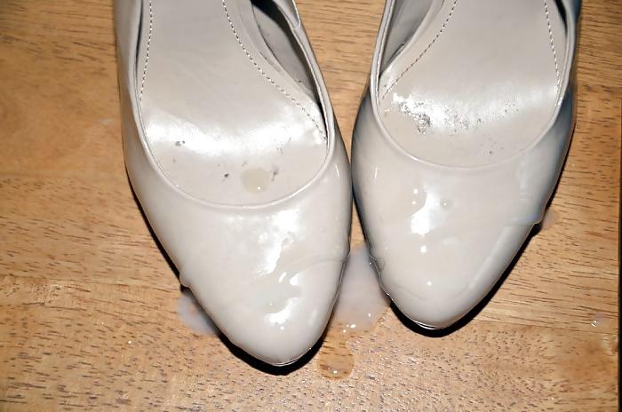 25P Love Dirty Panties & Shoes