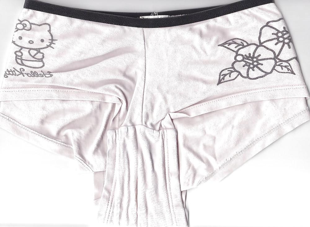 25P Love Dirty Panties & Shoes