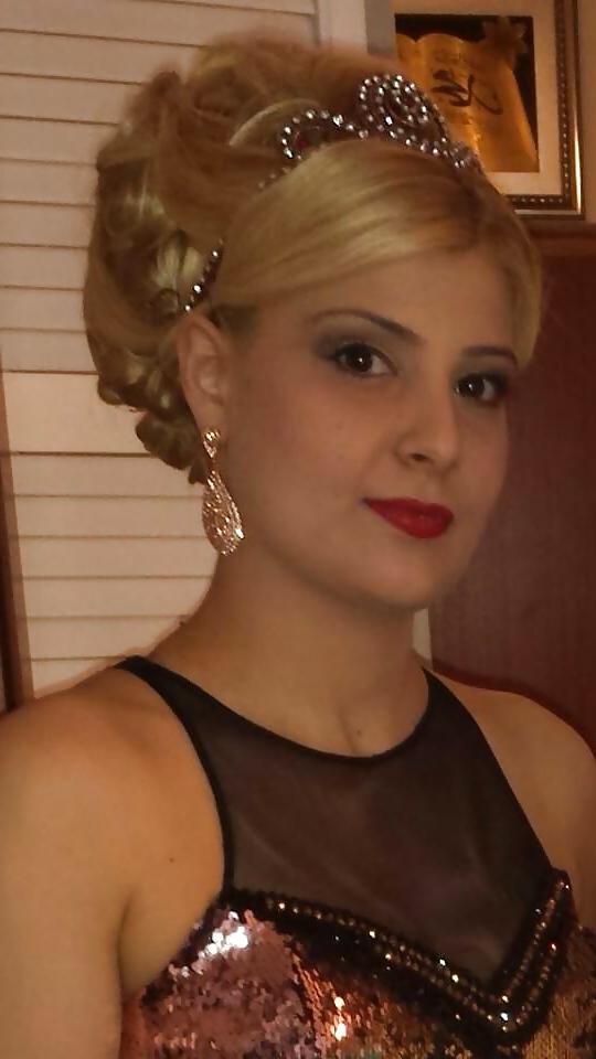17P Turkish Blondes! Dirty comments please!