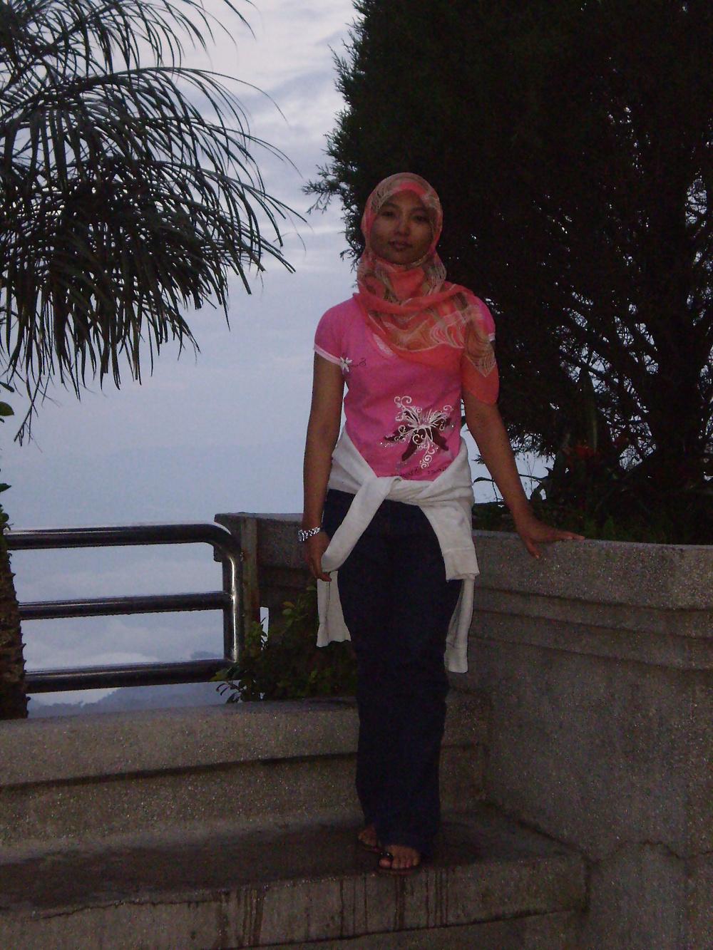 25P Awek Melayu Bertudung - Khaty