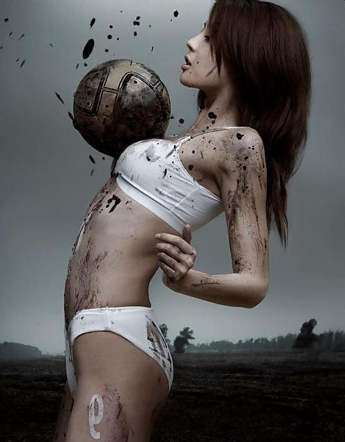 8P Erotic soccer....