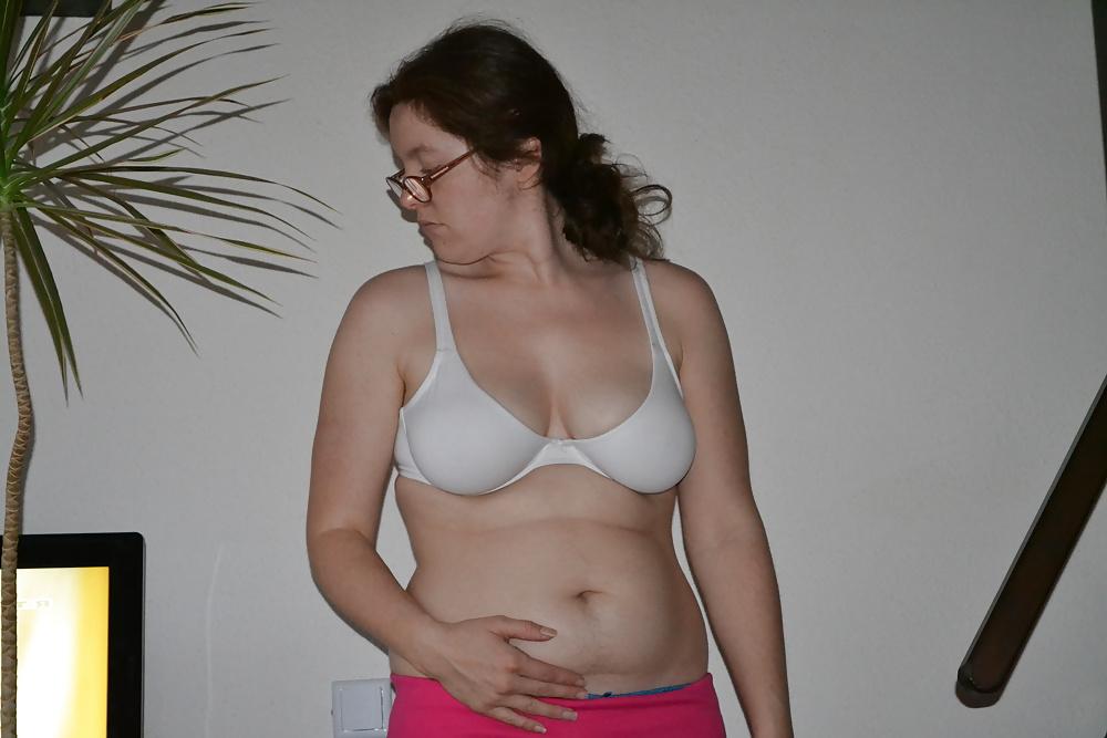 12P Anna hat sich dick ficken lassen...
