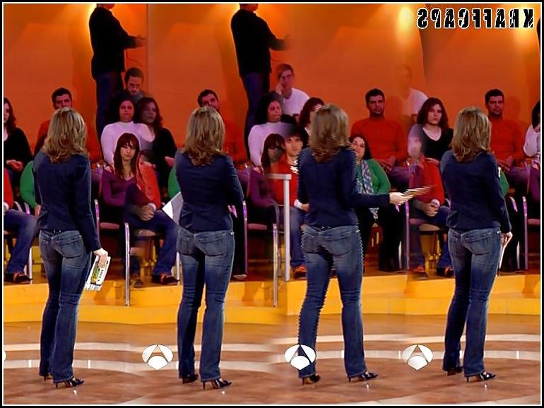 25P Yolanda Vazquez spanish presenter and has the big ass