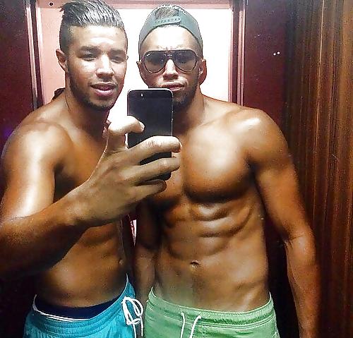 22P GOOD looking FIT MOROCCAN MEN i Would LOVE To Fuck me!!! 